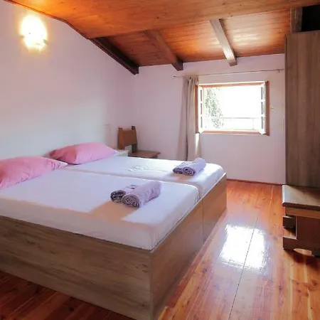 Dub Apartamento *