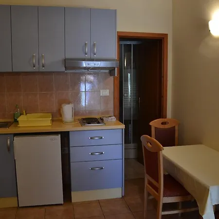 Dub Apartment