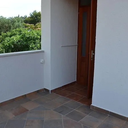 Dub Apartment