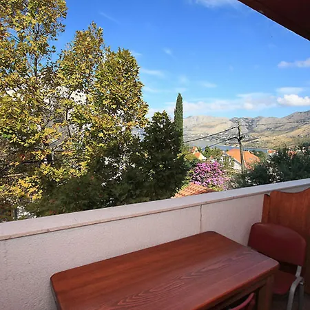 Dub Apartment Cavtat