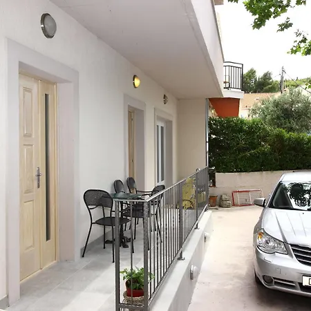 Dub Apartment